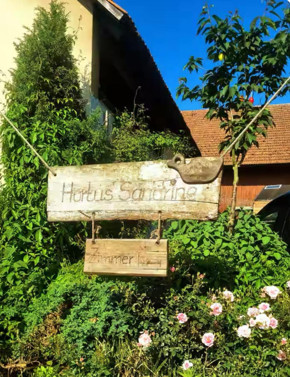 Bauernhof Privatzimmer Hortus Sandrine Gemeinschaftsbad Free Wifi Hausbreitenbach Екстер'єр фото